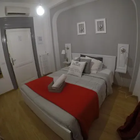罗马图托屯多旅馆 招待所