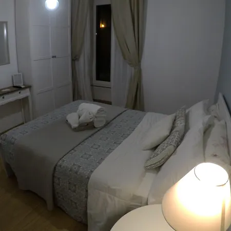 Tuttotondo בית הארחה