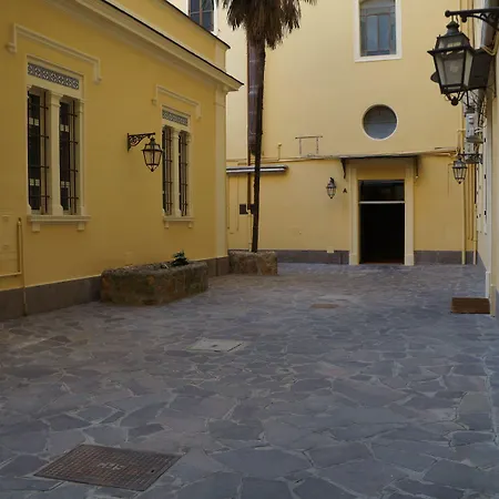 Tuttotondo בית הארחה